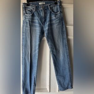 Moussy Light Blue Jeans size cut out. Measured at 14”waist 10”rise/ 29 inseam